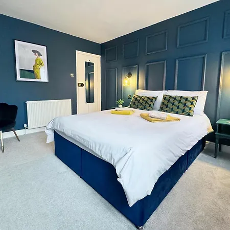 Stylish And Cosy In The Heart Of Holiday home