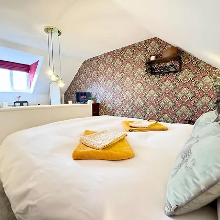 Stylish And Cosy In The Heart Of *