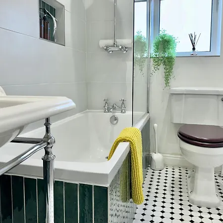 Stylish And Cosy In The Heart Of בית נופש *