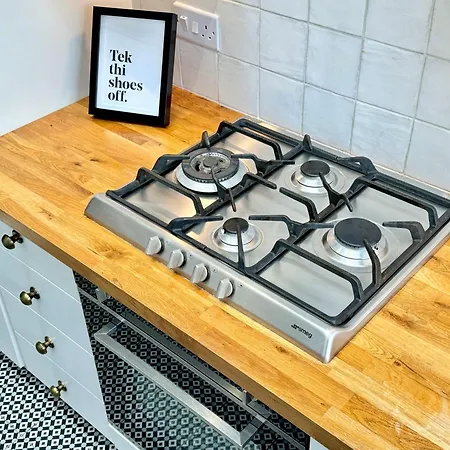 בית נופש Stylish And Cosy In The Heart Of מאלטון